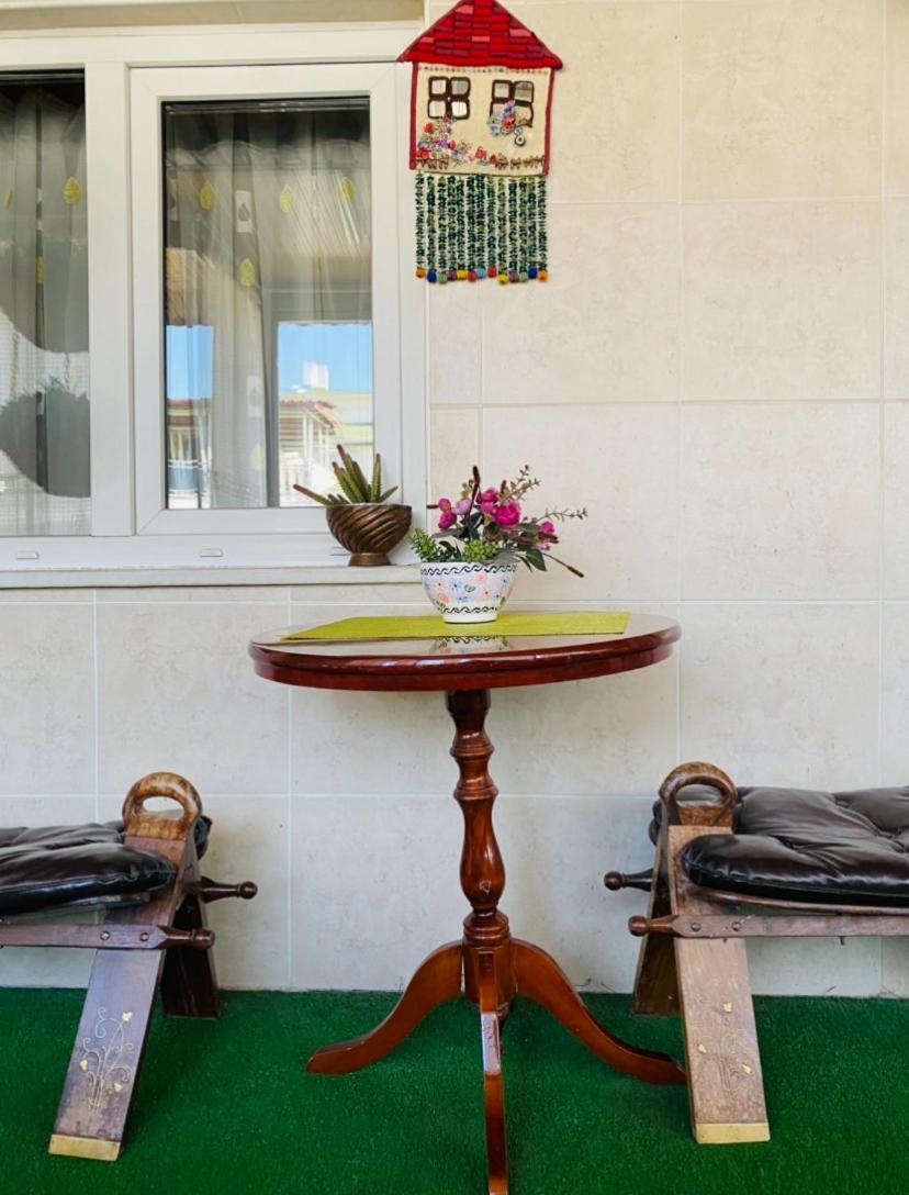 Comfy Roof With Terrace - 4 Th Floor Without Lift-1 Air Conditioner 데니즐리 외부 사진